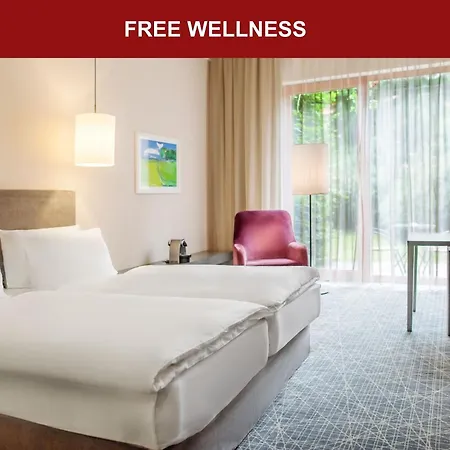 Nh Collection Hotell 4*