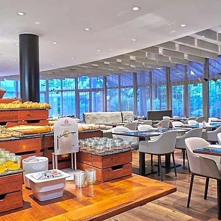 Nh Collection Hotel