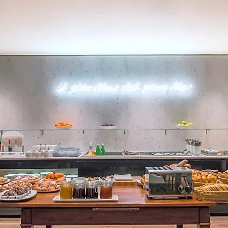 Nh Collection Hotel