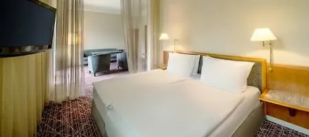 إن إتش كولكشن براج 4* براغ