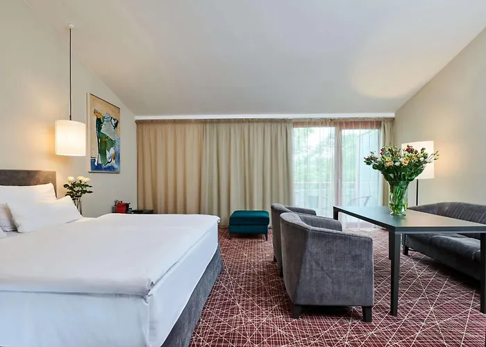 Nh Collection Hotel