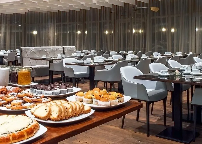 Nh Collection Hotel 4*