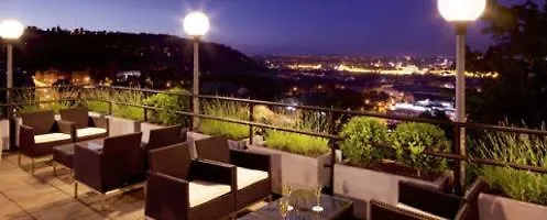 Nh Collection Hotel